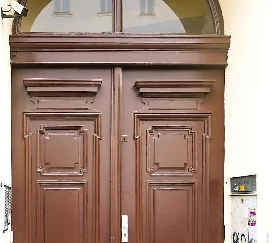 Balcony For 4 Near Naschmarkt&kettenbrückengasse U4 Metro