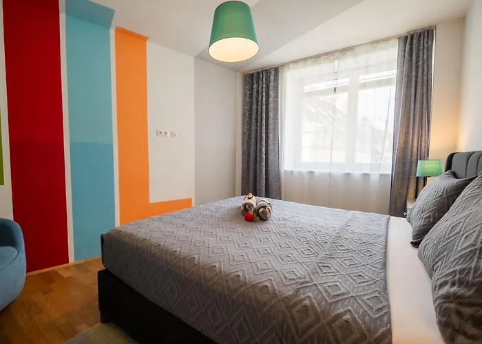 Balcony For 4 Near Naschmarkt&kettenbrückengasse U4 Metro Apartamento Viena